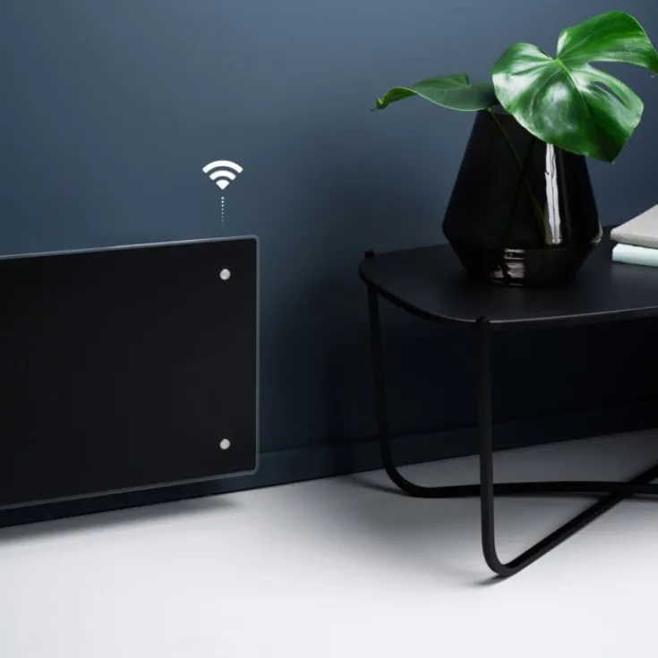 Hot Clea H elradiator med termostat & wifi, 230V, 600W, sort glas, 7-11 m² Elradiatorer|Adax