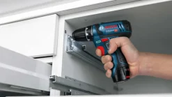 Sale Bosch bore-skruemaskine GSR 12V-15 professional + 2 batterier Bore- & Skruemaskiner