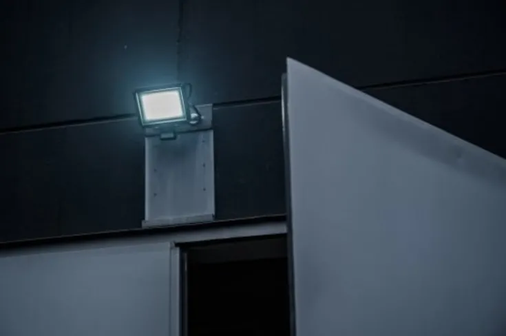 Clearance projektør LED med sensor, sort, 6500K, Projektører