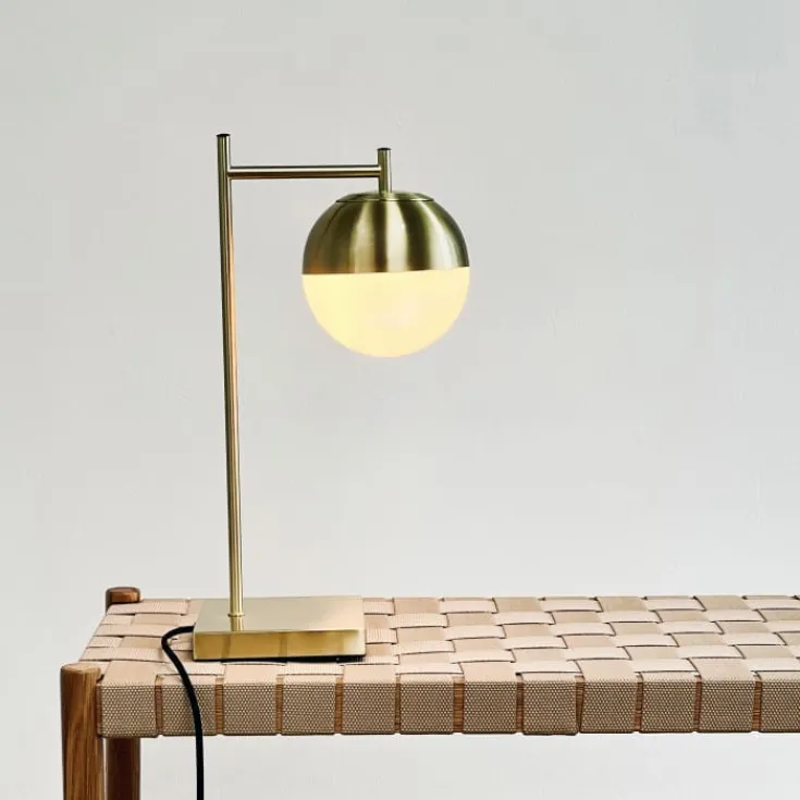 Discount Caen bordlampe Dyberg Larsen