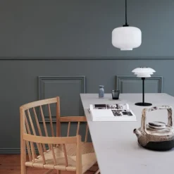 New DL20 bordlampe, sort/opal Bordlamper|Dyberg Larsen