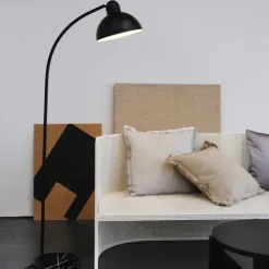 New Eric gulvlampe Gulvlamper|Dyberg Larsen