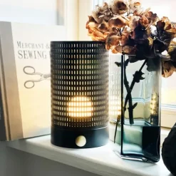 Outlet Mesh genopladelig bordlampe, Genopladelige Lamper|Bordlamper