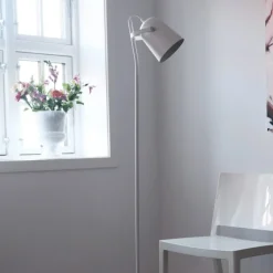 Hot Oslo gulvlampe, Gulvlamper|Dyberg Larsen