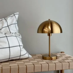 Discount Stockholm genopladelig bordlampe, Genopladelige Lamper|Dyberg Larsen
