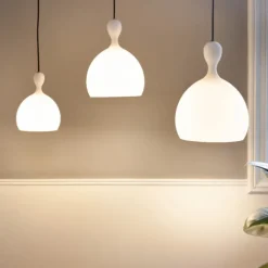 Clearance Dueodde pendel, opal/glas, Ø18 cm Halo Design
