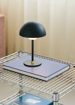 Hot Moon Portable genopladelig bordlampe, Genopladelige Lamper|Halo Design