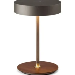 Outlet On The Move genopladelig bordlampe, Genopladelige Lamper|Halo Design