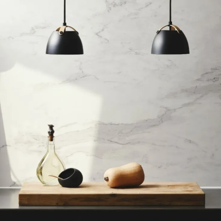Clearance Oslo pendel, sort, Ø24 cm Halo Design