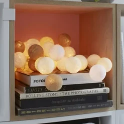 Hot Creamy White lyskæde, 35 kugler Lyskæder