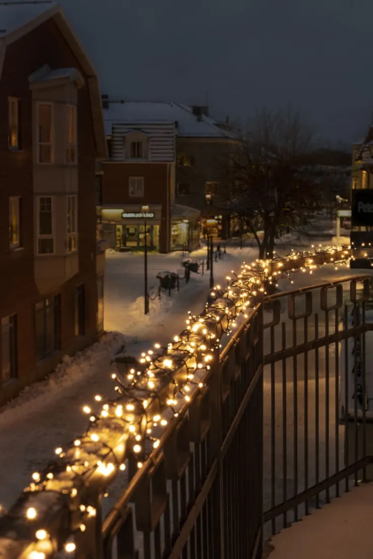 Outlet Cluster udendørs lyskæde, 800 varm hvide lys, 17,58 meter Udendørs Julelys