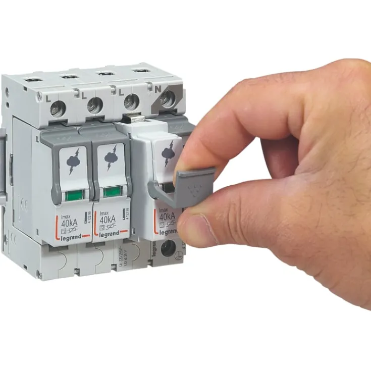 Sale transientbeskyttelse type 2 3P+N, 40kA Tavlekomponenter