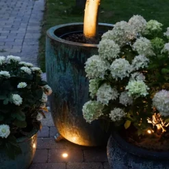 Sale Light By Juhl holmegaardsten med Cosmos sort spot, 14x21x5,5 cm, Udendørs Spots