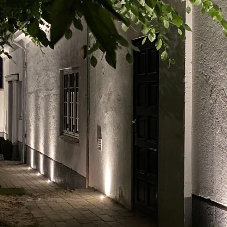 Sale Chaussesten med Juulius 1 kippet spot, Udendørs Spots