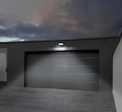 Outlet Floodlight projektør med sensor, 4000K, 10W Tilbud|Projektører