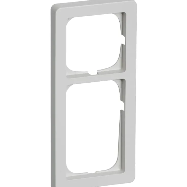 Outlet LK Fuga Baseline 63 ramme, 2,5 modul, Rammer|Fuga Rammer