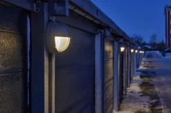 Sale skotlampe, 4000K, halvskærmet, klar aluminium Louis Poulsen
