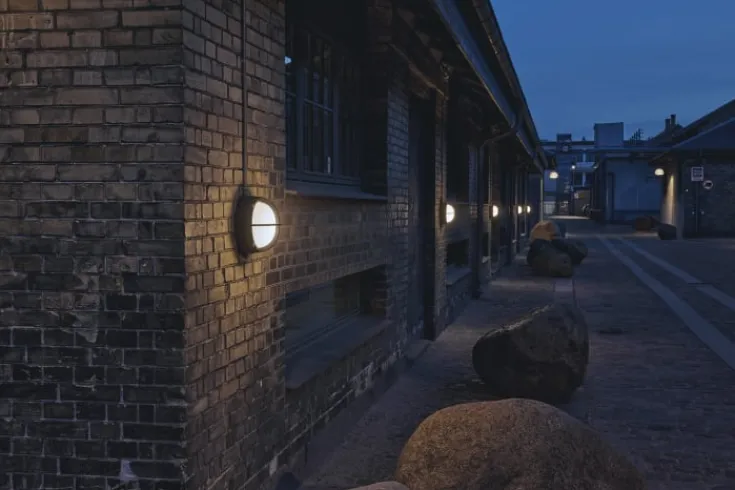skotlampe, 4000K, uafskærmet, opal grå Louis Poulsen
