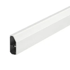 Outlet 2 meter fodpanel, SL 20/70 mm, hvid Kabelkanaler