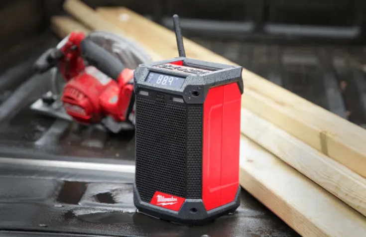 New M12 RCDAB+-0 radio og lader Gadgets