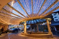 Best MK String Lite LED lyskæde, 90 koldhvid, 230V, 4,5 meter, sort Udendørs Julelys