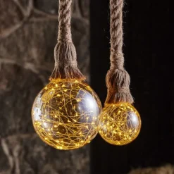 Online Klokkeblomst E27 globepære, 2500K, 1W, Ø9,5 cm Nielsen Light