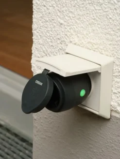 Hot Osram Smart+ WiFi udendørs stikprop med energimåler Stikpropper