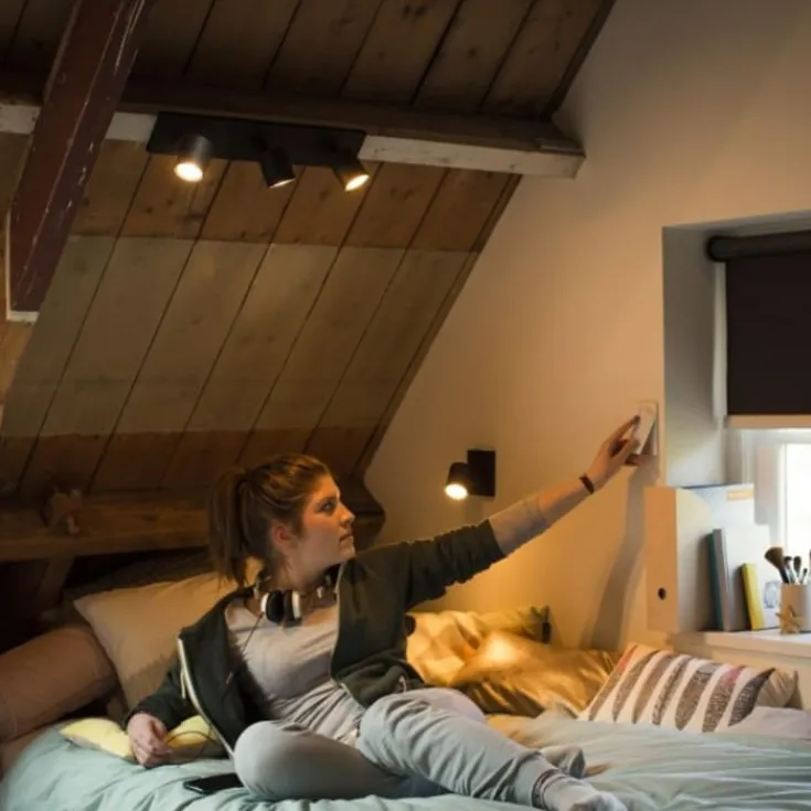 Best Runner væglampe, sort, forlængelsessæt Philips Hue|Philips Hue