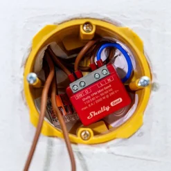 Best Mini Gen4 relæ med effektmåler, Wi-Fi & Zigbee Afbrydere