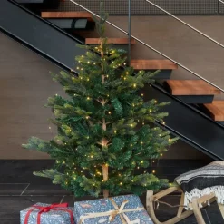 Discount Axel kunstigt juletræ med lys, Kunstige Juletræer