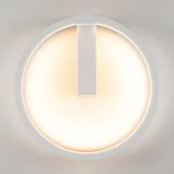 Outlet One væglampe, hvid, Ø40 cm Væglamper|Slv